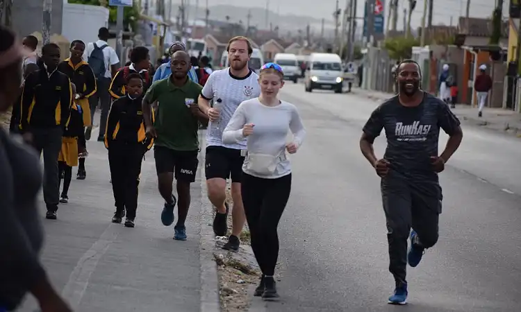 ABCD Travel - Running Tours