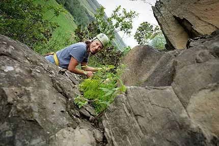 Vertical Rush – Abseiling