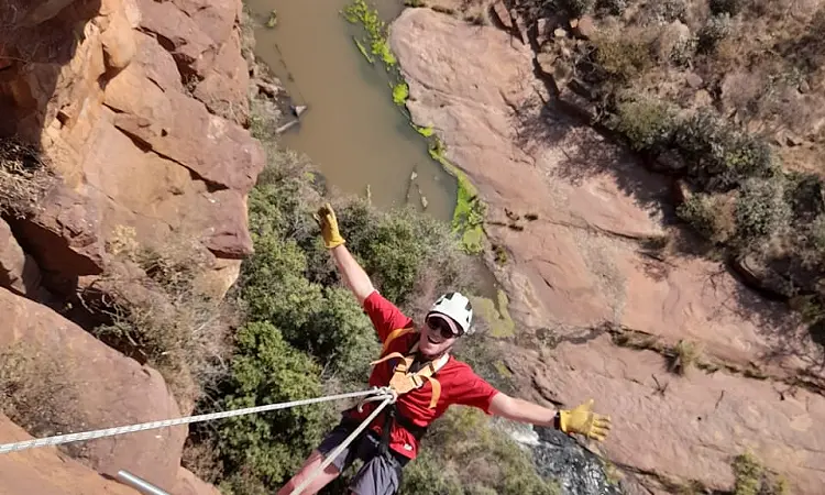 Adventure Zone Cullinan - Abseiling