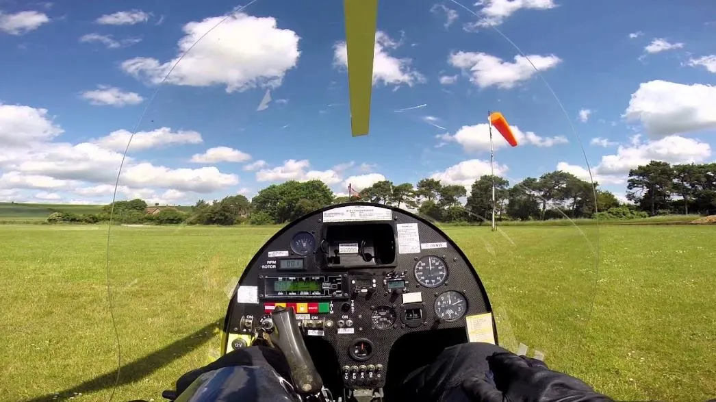 Learn to Fly a Gyrocopter with Aero Sport