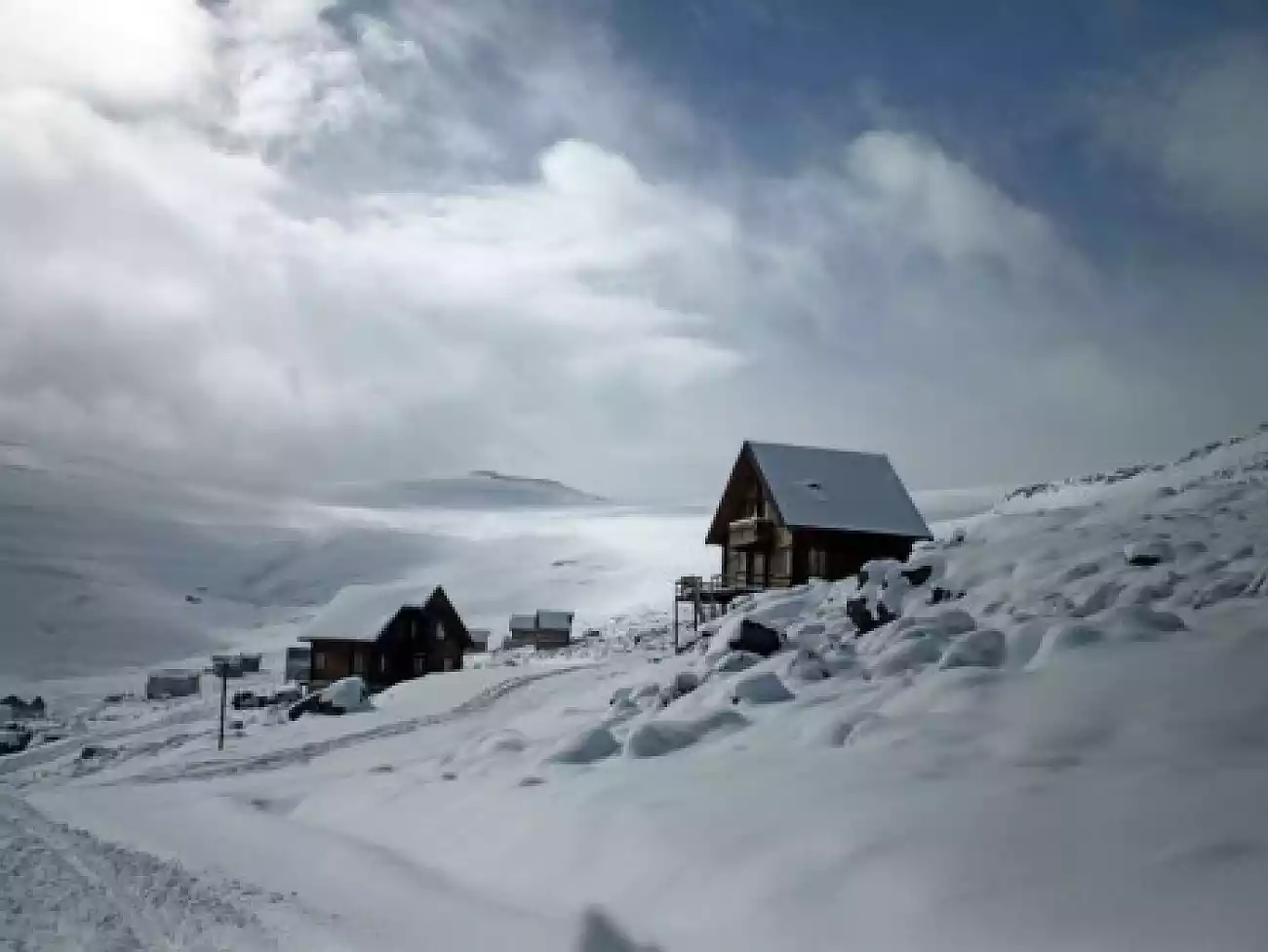 Snow Skiing in the Drakensberg