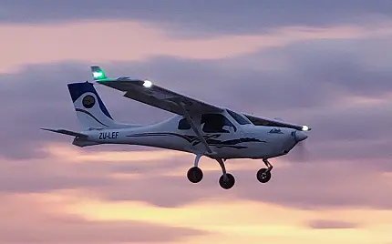 Leading Edge Flight School - Scenic Flights