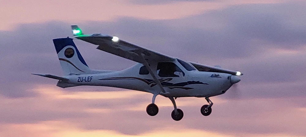 Leading Edge Flight School - Scenic Flights