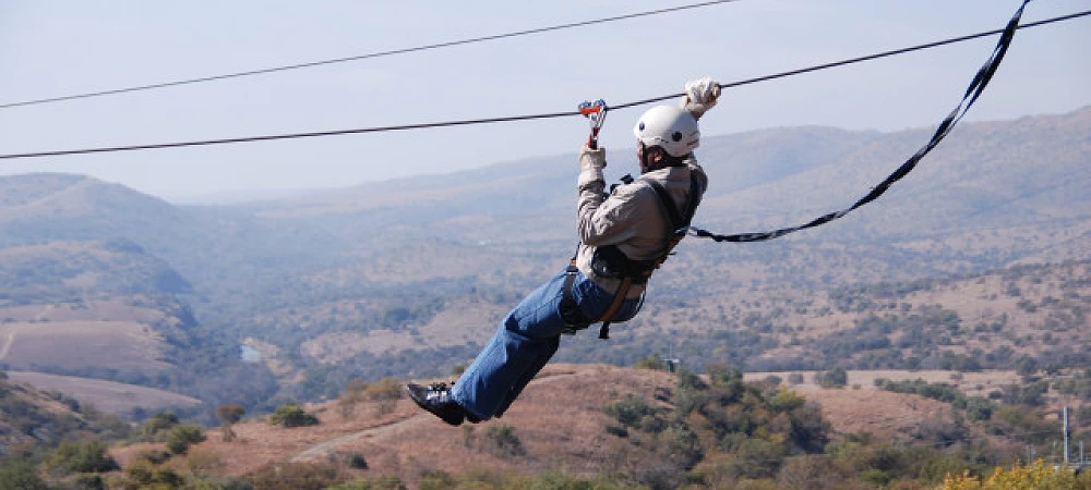 Ama Zwing Zwing - Zip Lines