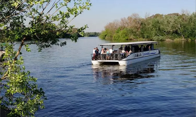 Aqua Lounge Cruises - Boat Trips