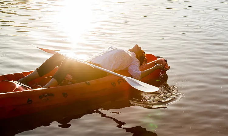 Areena Riverside Resort - Canoeing
