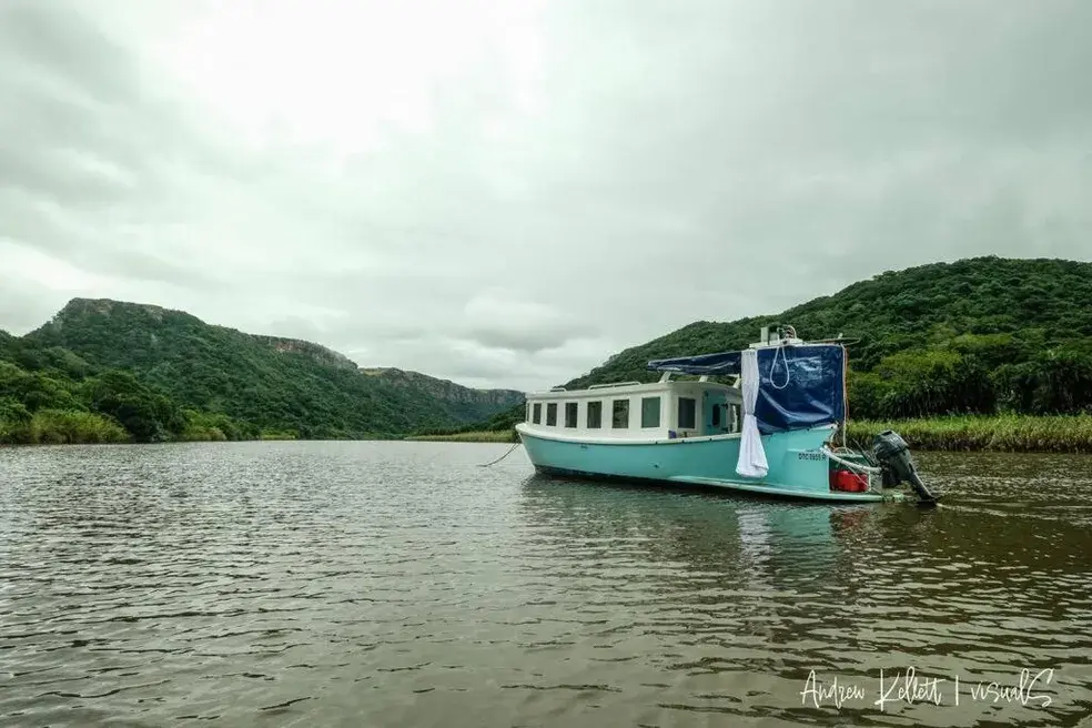 Houseboat Charters