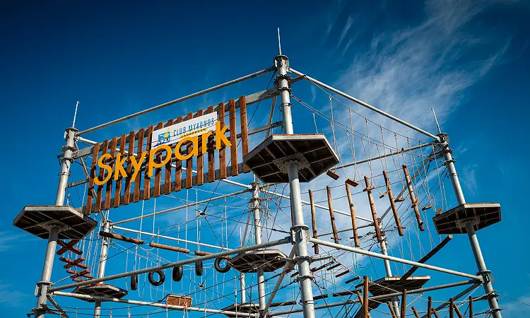 Chimp & Zee - Club Mykonos Skypark - Rope Course