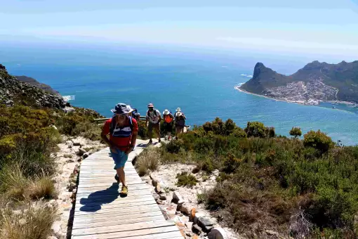 Escape+Explore - Hiking