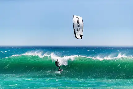 Fruitloops - Foil Surfing