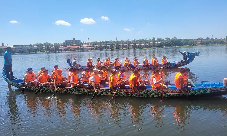 Gauteng Dragon Boat Association - Team Building