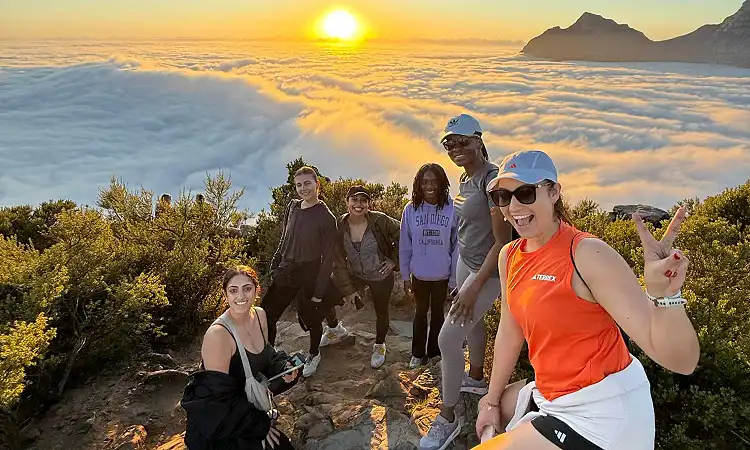 Wild Treasure Hiking - Lions Head