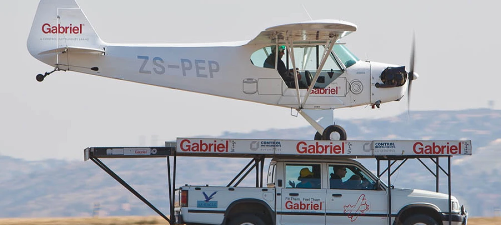 Hired Gun - Aerobatic Flights