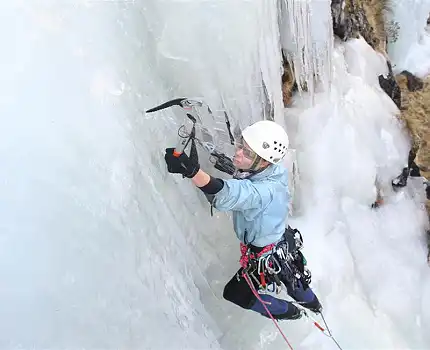 Peak High Mountaineering - Ice Climbing