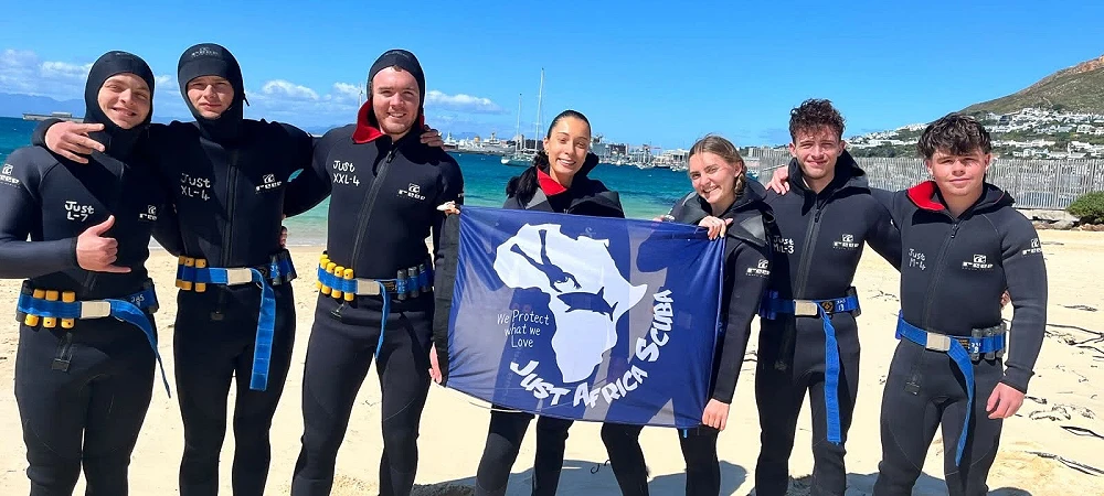 Just Africa Scuba - Scuba Diving