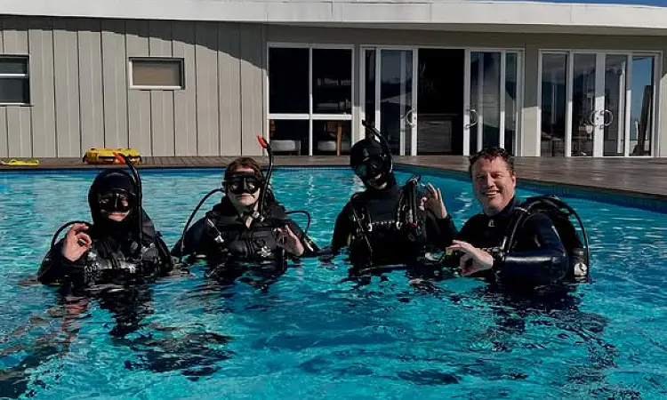 Just Africa Scuba - Scuba Diving 2