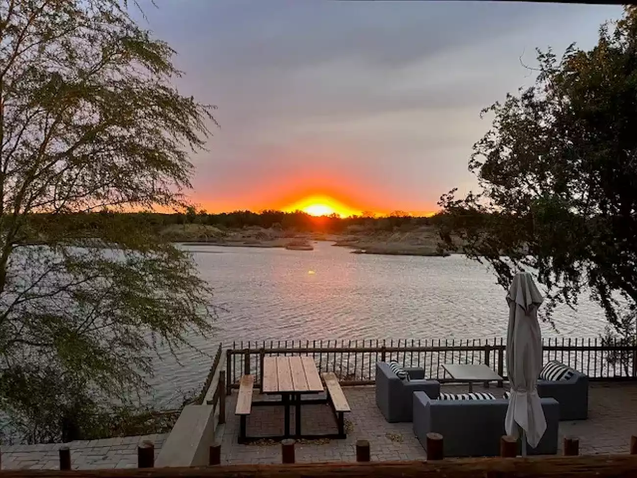 Sunset cruises on the Orange River