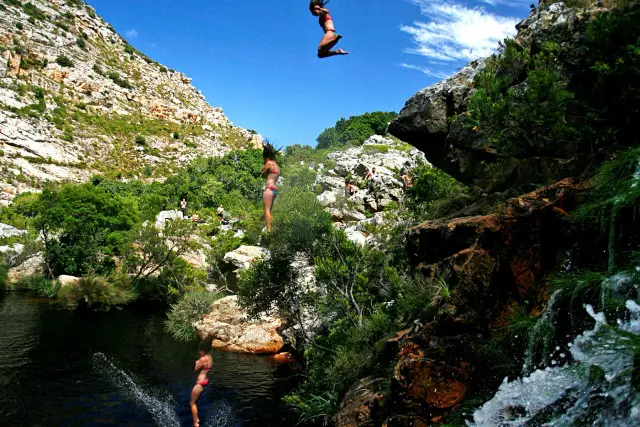 Kloofing