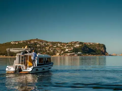 Knysna Houseboats - Houseboat Charters