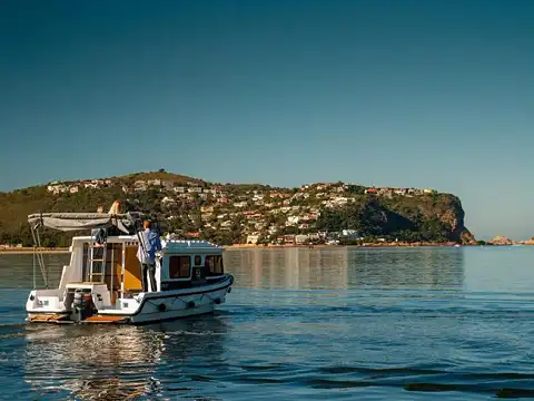 Knysna Houseboats - Houseboat Charters
