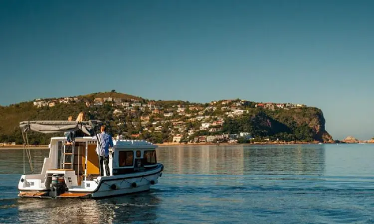 Knysna Houseboats - Houseboat Charters