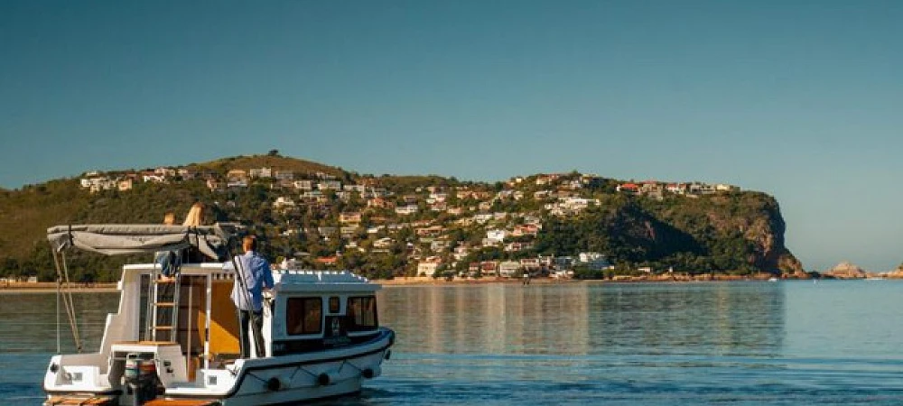 Knysna Houseboats - Houseboat Charters