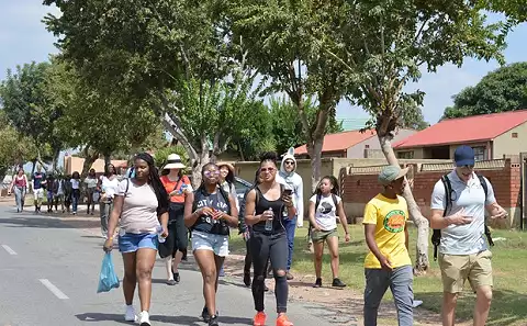 Lebo's Soweto - Guided Walking Tours