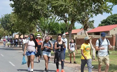 Lebo's Soweto - Guided Walking Tours