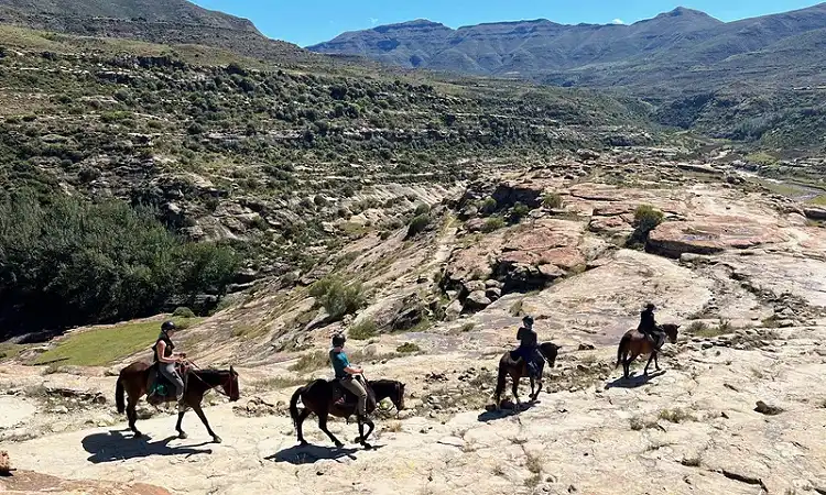 Malealea Lodge - Pony Trekking