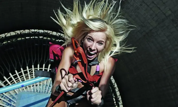Woman Screaming while falling
safely
