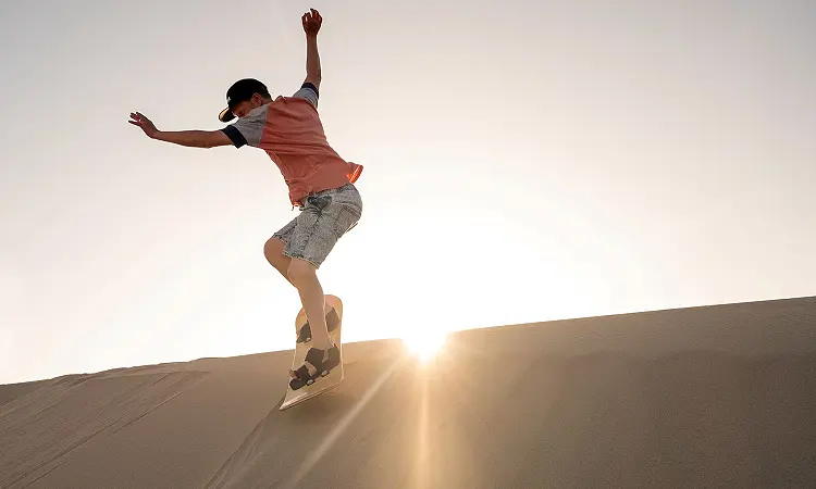 Oyster Bay Lodge - Sandboarding
