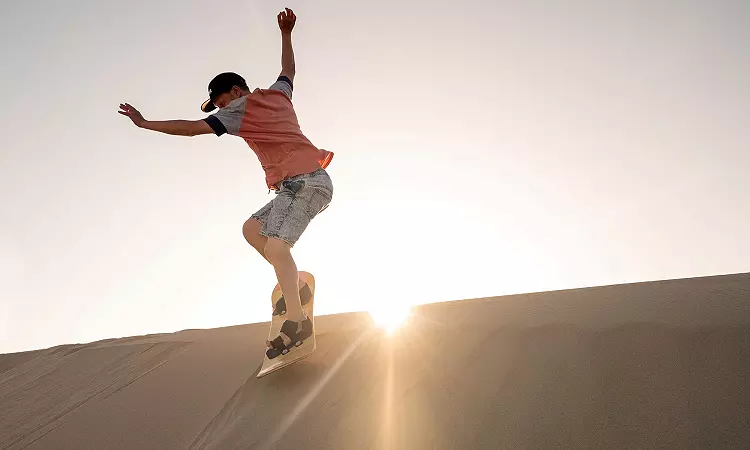 Oyster Bay Lodge - Sandboarding
