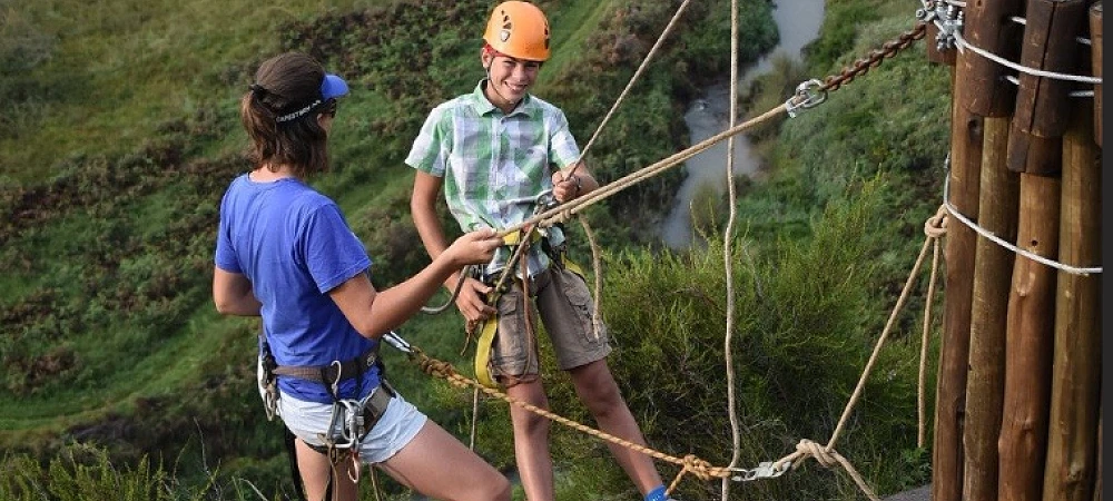 Vertical Rush - Team Building