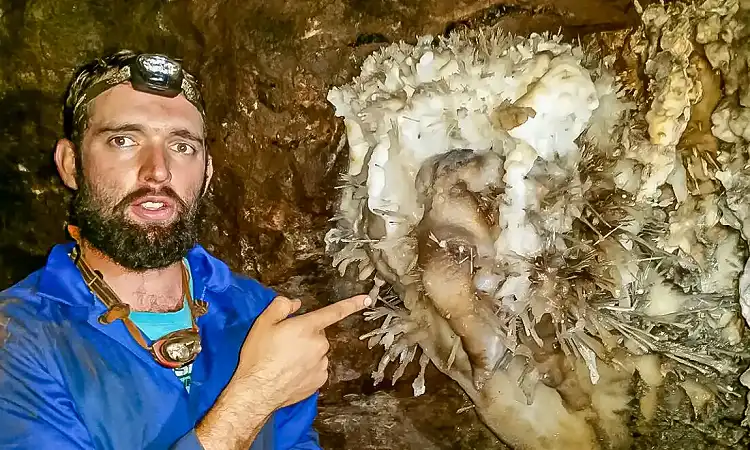 Sudwala Caves Crystal Tour - Caving