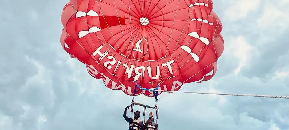 Sun City Waterworld Parasailing in the North West, South Africa