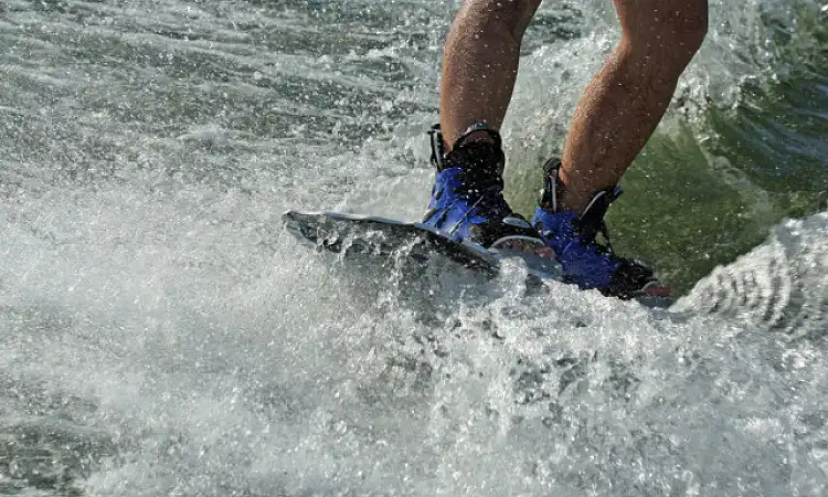 Sun City Waterworld - Wakeboarding