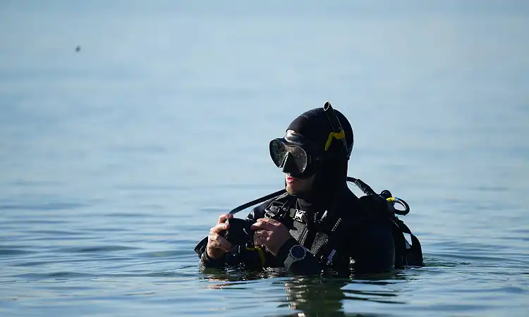 Two Oceans Aquarium - Scuba Diving