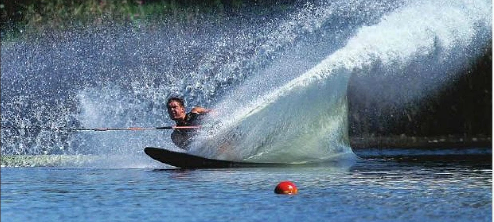 Ski World - Waterskiing