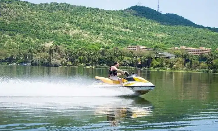 Jet Skiing in Sun City Waterworld, North West