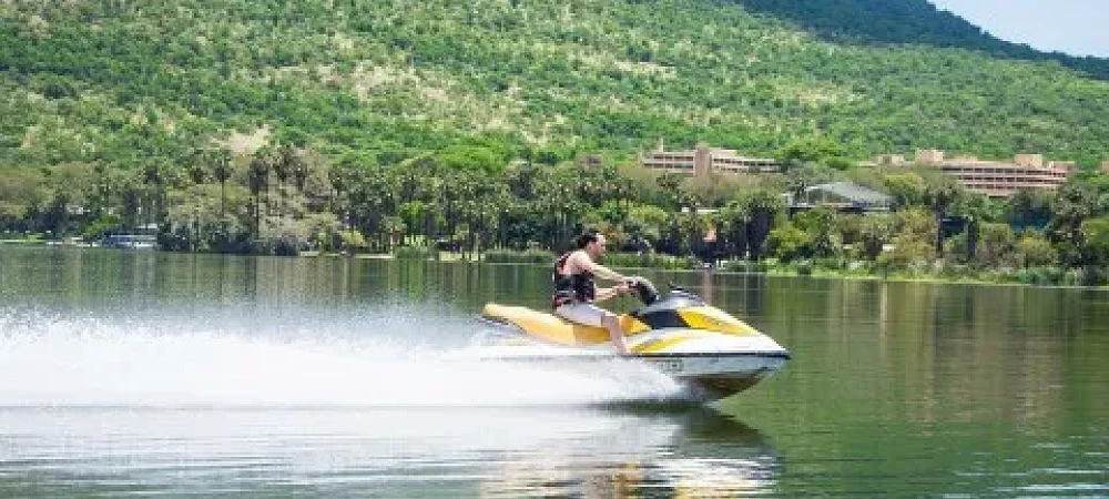 Jet Skiing in Sun City Waterworld, North West