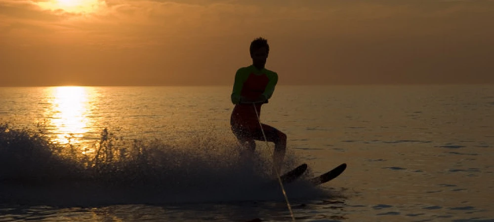 Sun City Waterworld - Waterskiing